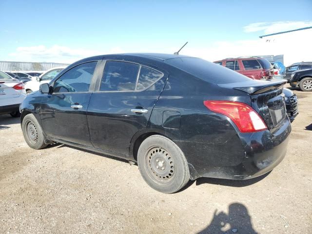 2014 Nissan Versa S