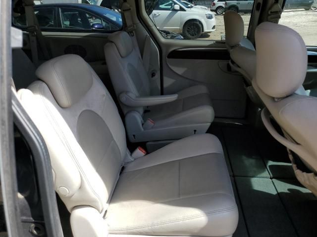 2007 Chrysler Town & Country Limited