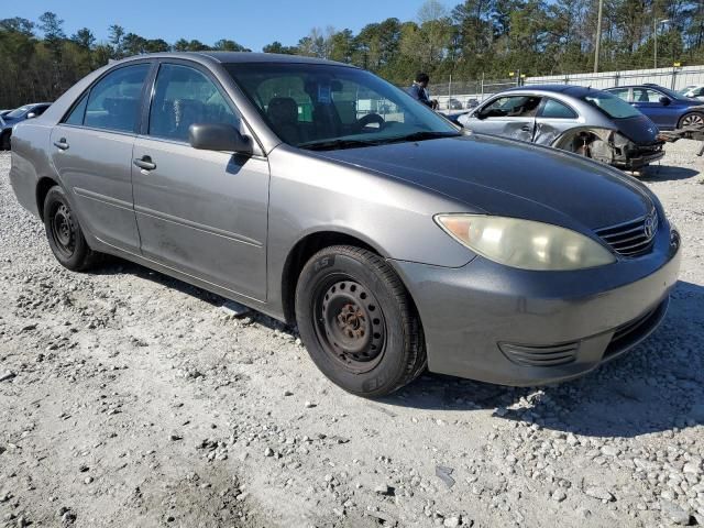 2005 Toyota Camry LE