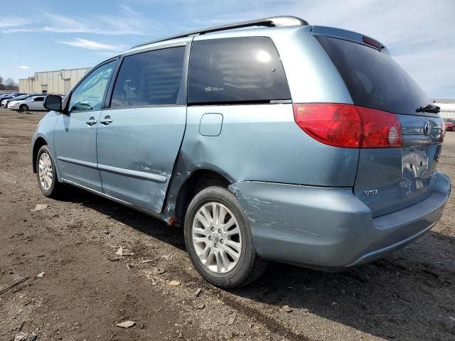 2007 Toyota Sienna LE