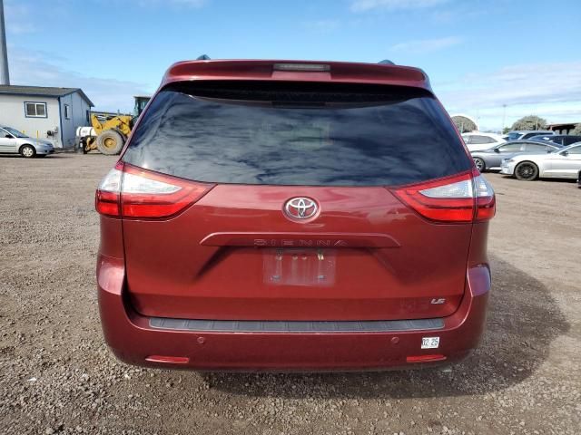 2015 Toyota Sienna LE