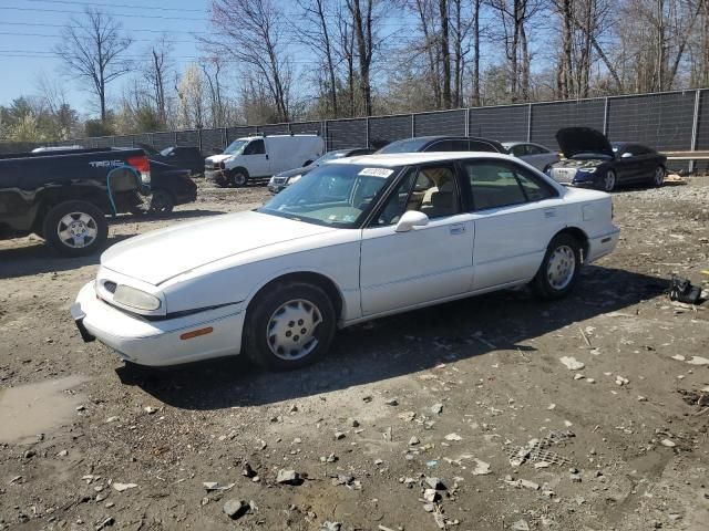 1999 Oldsmobile 88 Base