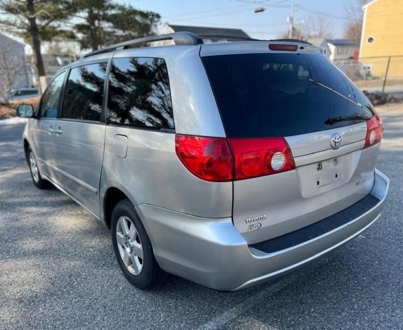 2006 Toyota Sienna CE