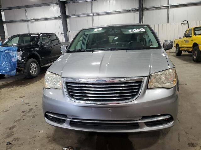 2015 Chrysler Town & Country Touring L