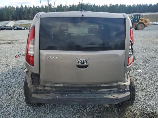 2012 KIA Soul +