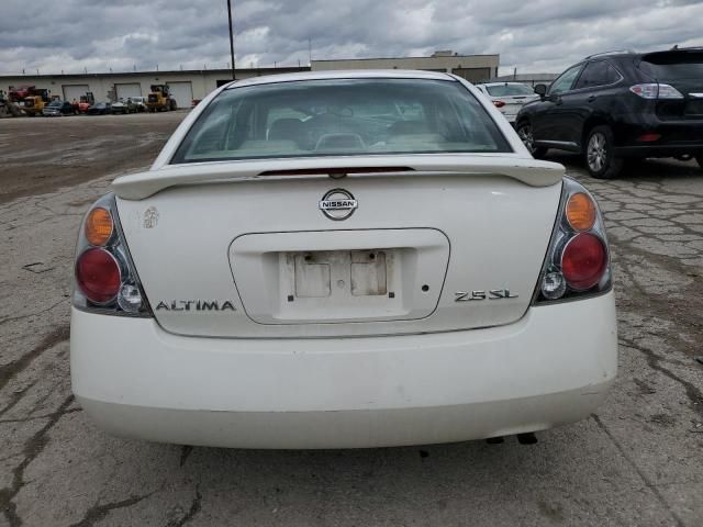 2004 Nissan Altima Base