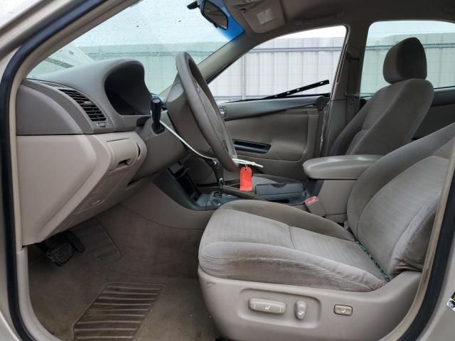 2005 Toyota Camry LE