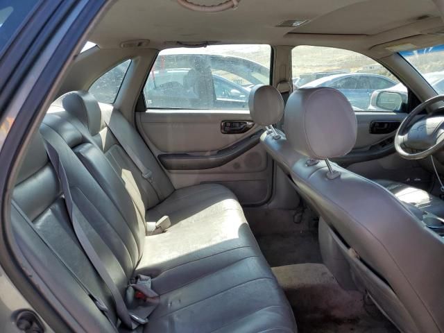 1999 Toyota Avalon XL