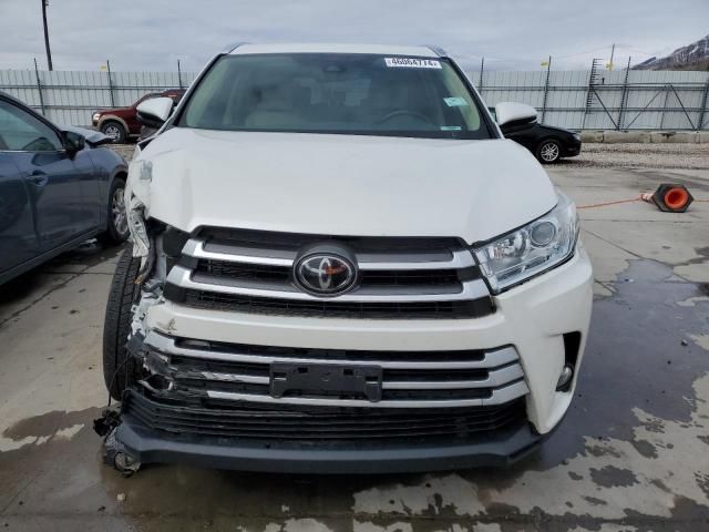 2018 Toyota Highlander SE