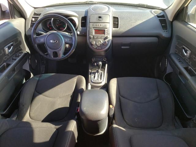 2013 KIA Soul +