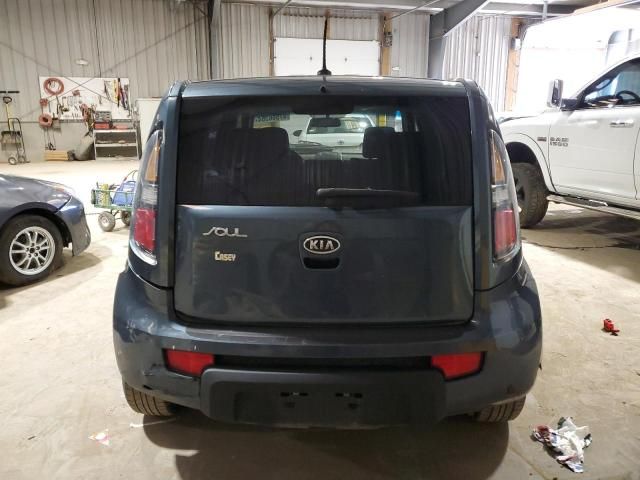 2011 KIA Soul +