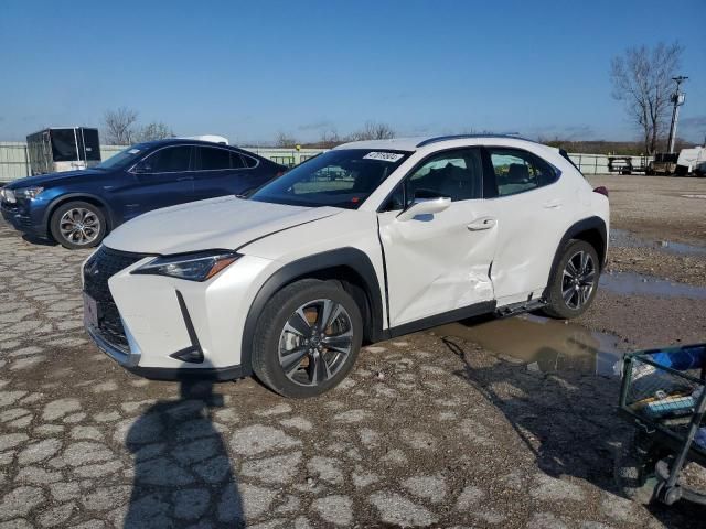 2022 Lexus UX 200 Base