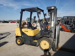 Salvage trucks for sale at Lebanon, TN auction: 2000 Daewoo G30E-3