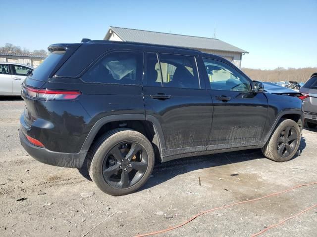 2023 Jeep Grand Cherokee Laredo