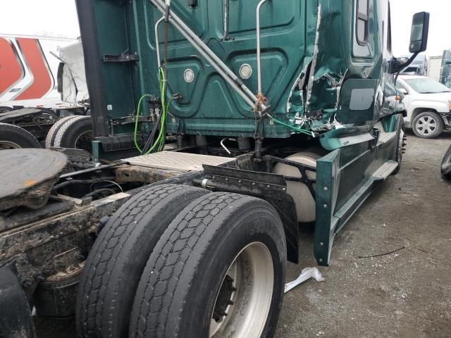 2016 Freightliner Cascadia 125