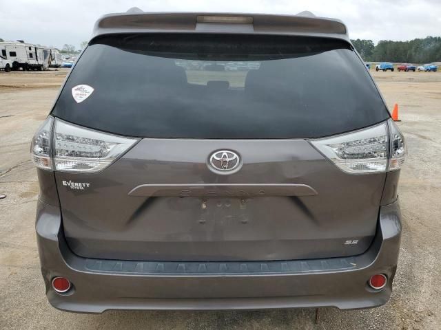 2017 Toyota Sienna SE