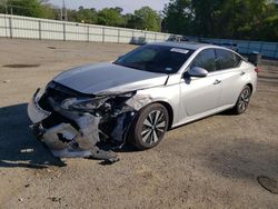 Nissan Altima sl salvage cars for sale: 2020 Nissan Altima SL