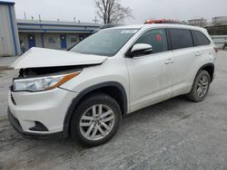 Toyota Highlander salvage cars for sale: 2016 Toyota Highlander LE