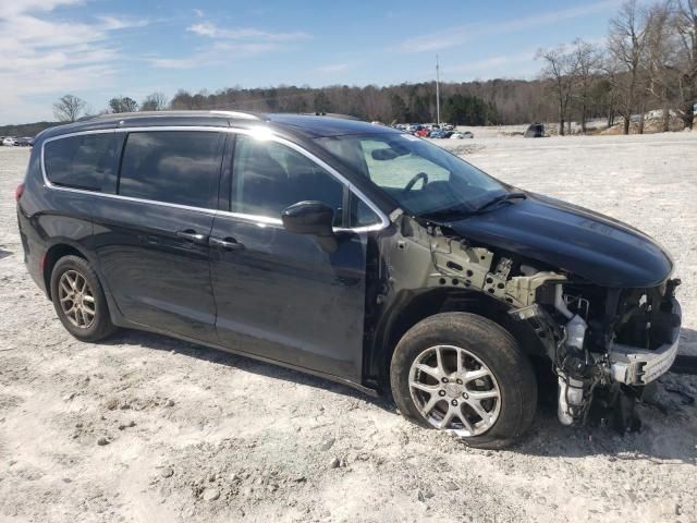 2020 Chrysler Voyager LXI