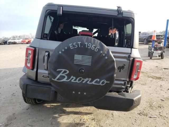 2024 Ford Bronco Outer Banks