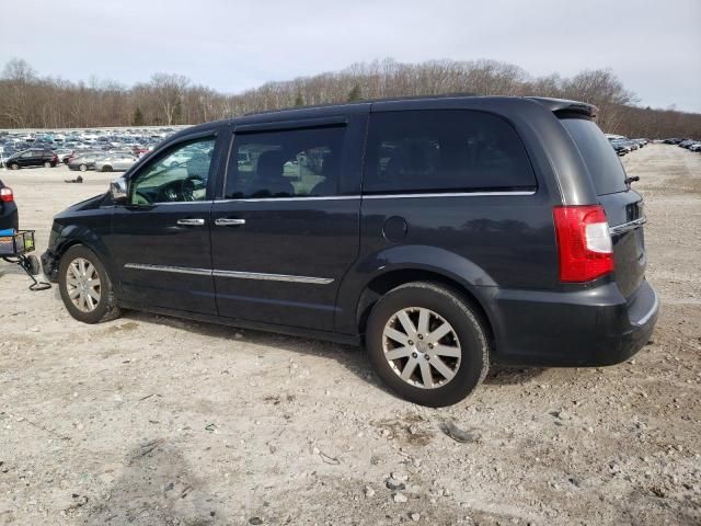 2011 Chrysler Town & Country Touring L