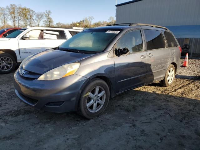 2010 Toyota Sienna CE