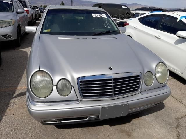 1999 Mercedes-Benz E 320