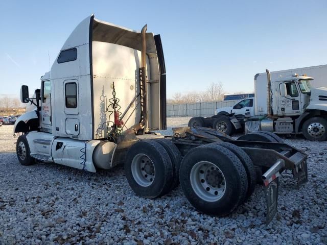 2015 Kenworth Construction T660