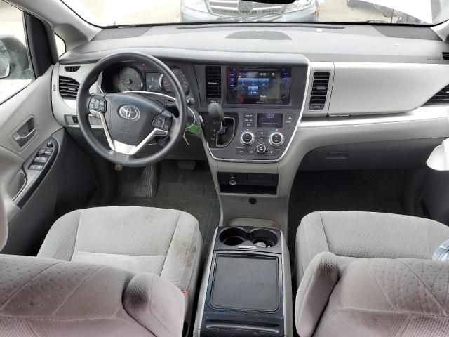 2015 Toyota Sienna LE