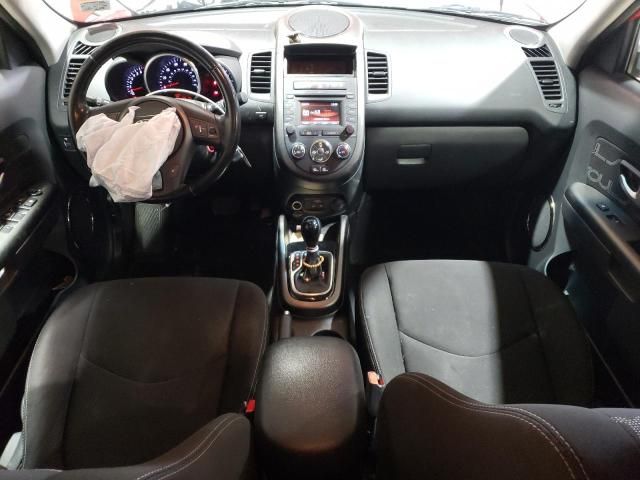 2013 KIA Soul +