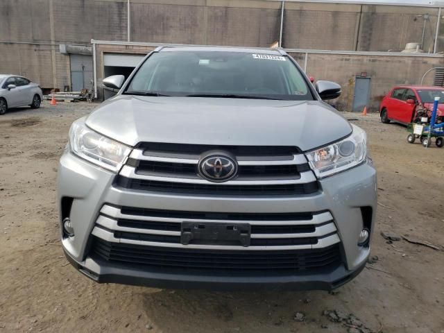 2018 Toyota Highlander SE