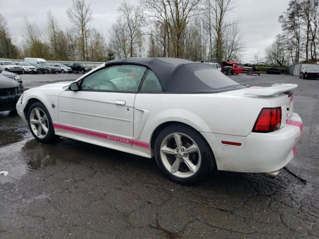 2004 Ford Mustang