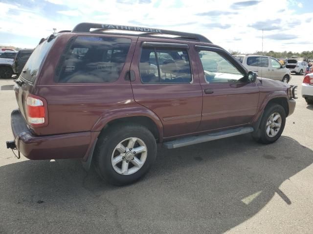 2004 Nissan Pathfinder LE