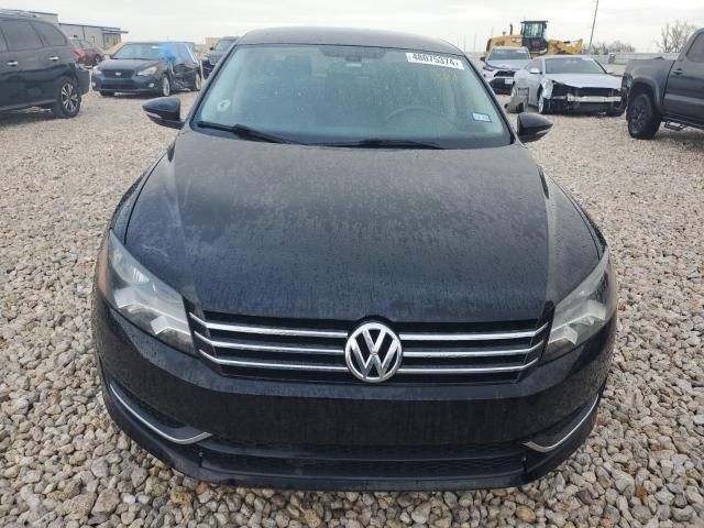 2012 Volkswagen Passat SE