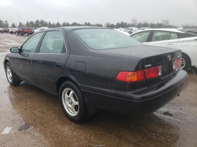 2001 Toyota Camry LE