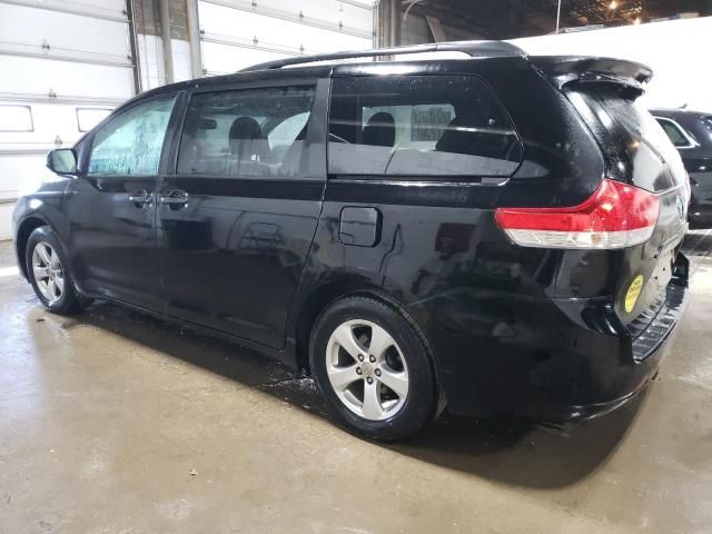 2011 Toyota Sienna LE