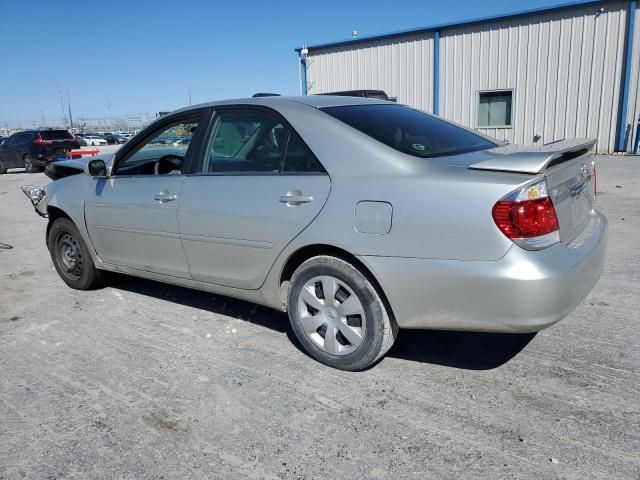 2005 Toyota Camry LE