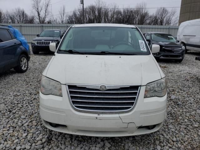 2008 Chrysler Town & Country Touring