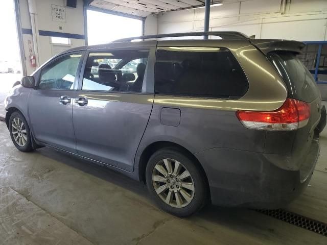 2012 Toyota Sienna XLE