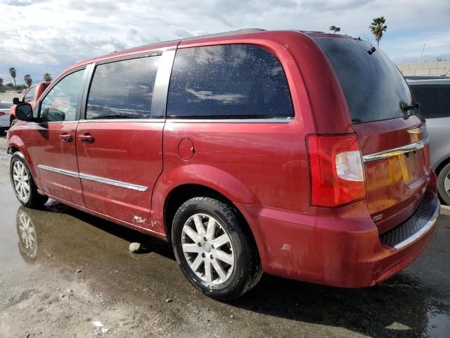 2014 Chrysler Town & Country Touring