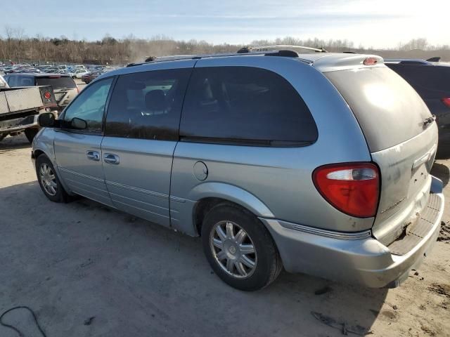 2005 Chrysler Town & Country Limited