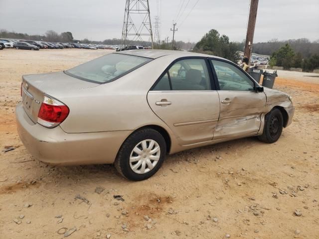 2005 Toyota Camry LE