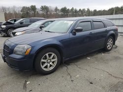 Salvage cars for sale from Copart Exeter, RI: 2005 Dodge Magnum SXT