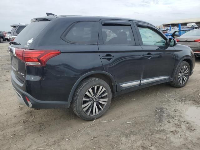 2019 Mitsubishi Outlander SE