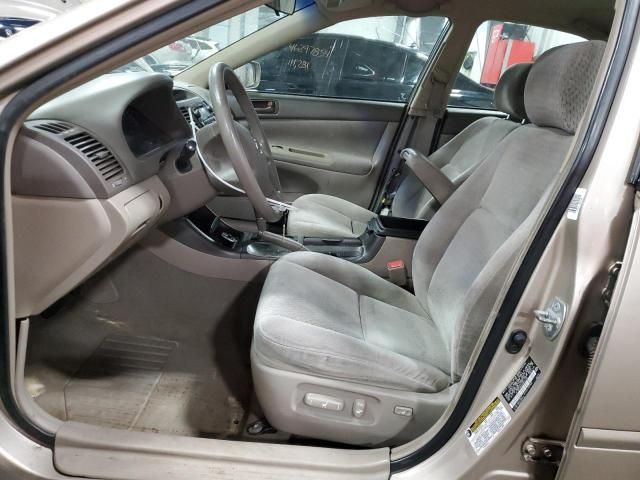 2004 Toyota Camry LE