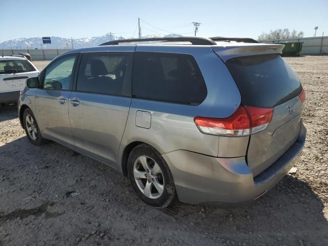 2011 Toyota Sienna LE