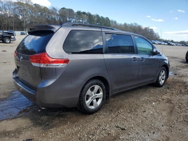 2011 Toyota Sienna LE