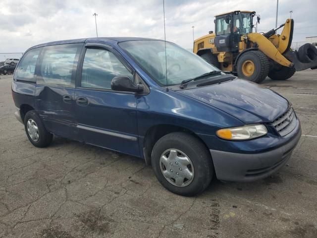 2000 Chrysler Voyager