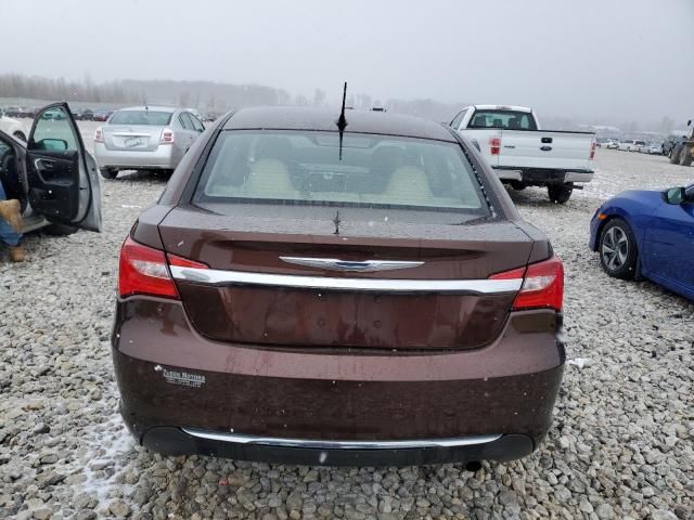 2013 Chrysler 200 Touring