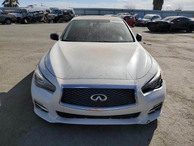 2016 Infiniti Q50 Premium